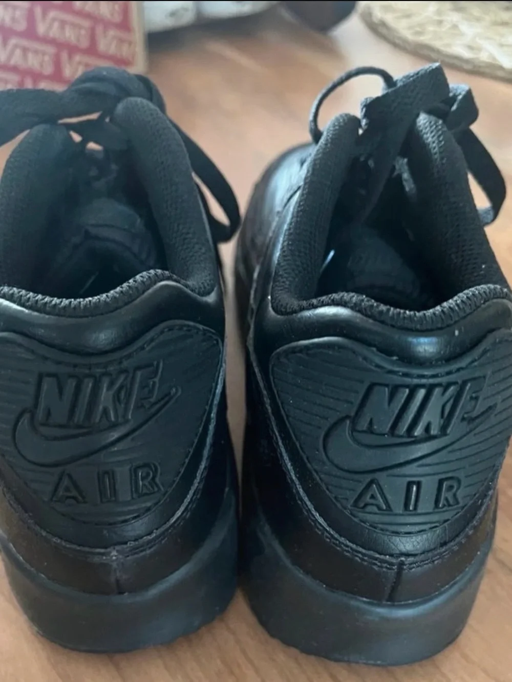 Nike Air Max Pro Sneakers Size 7Y - Blackout   🔥Great condition